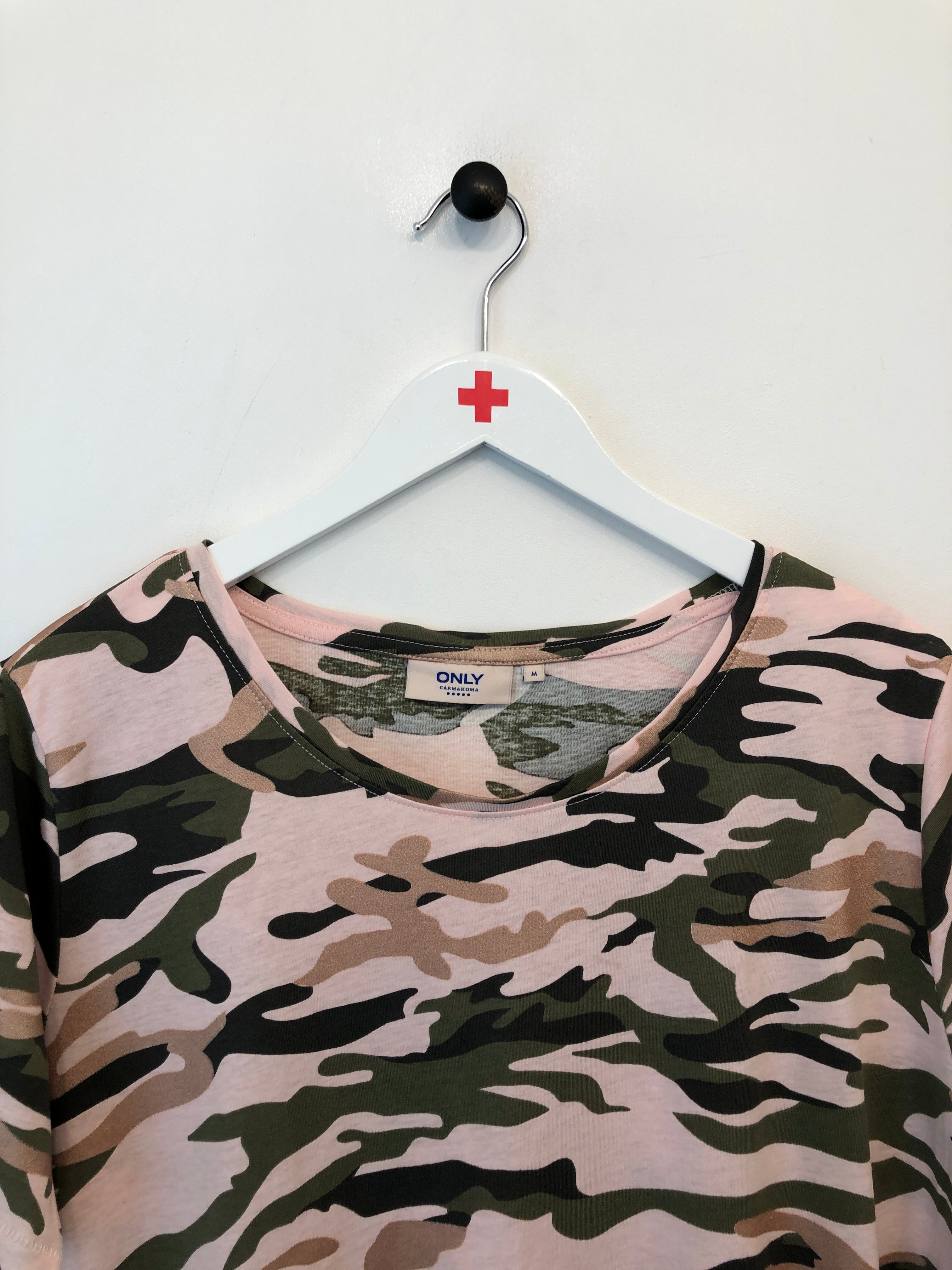 Only Carmakoma T-shirt